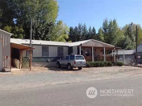 402 Main Ave, Conconully, WA 98819