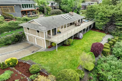 21318 5th Ave S, Des Moines, WA 98198