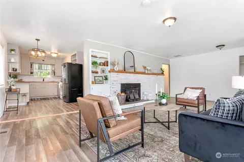 Living - 119 W First St, Everson, WA 98247 photo 3 of 3