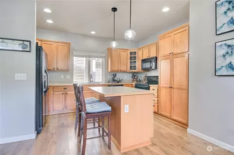 Kitchen - 18119 15th Ave E, Spanaway, WA 98387 photo 1 of 3