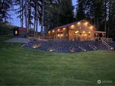 284 Holcomb Rd, Napavine, WA 98565