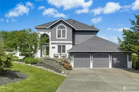 23032 NE 18th St, Sammamish, WA 98074