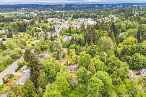 View/Area - 22824 7th Ave SE, Bothell, WA 98021 photo 2 of 8