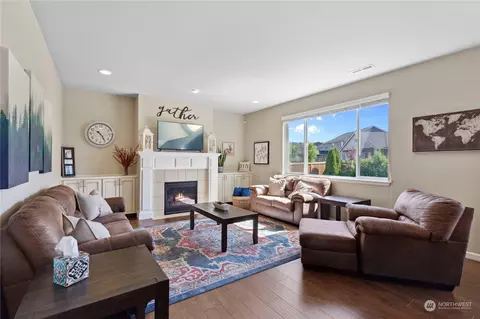514 SW Carrier Ave, Orting, WA 98360 photo 4