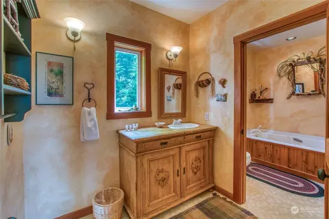 263 Hidden Ridge Trl, Eastsound, WA 98245 photo 31