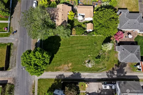 1610 Pine Ave NE, Olympia, WA 98506