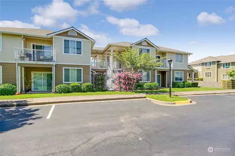 1124 59th St SE #E13, Auburn, WA 98092