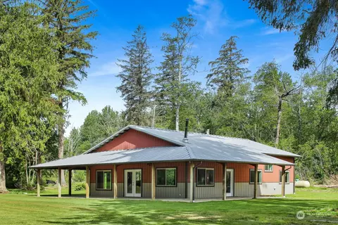 2995 Kelbay Ave, Bellingham, WA 98226