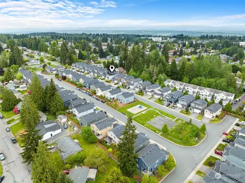 View/Area - 9229 5th Dr SE, Everett, WA 98208 photo 3 of 4