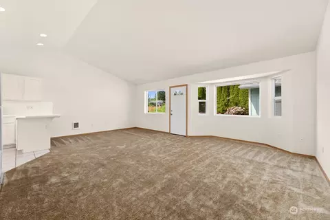 10304 1st Dr SE, Everett, WA 98208 photo 4