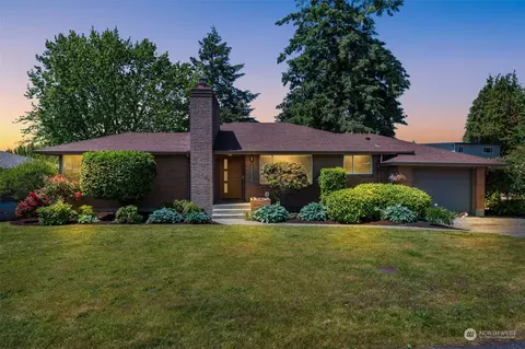 10831 Marine View Dr SW, Seattle, WA 98146