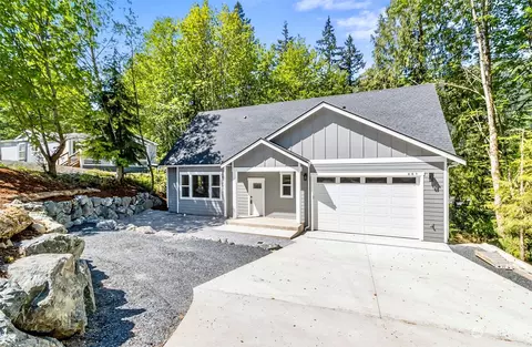 487 Hilltop Dr, Sedro Woolley, WA 98284