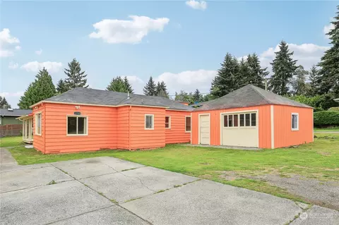 3709 S 162nd St, Seatac, WA 98188