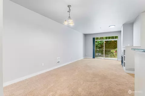 Living - 15700 116th Ave NE #110, Bothell, WA 98011 photo 4 of 4