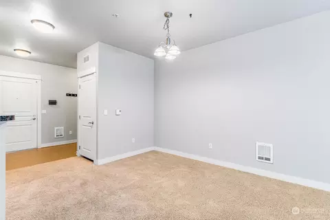 Living - 15700 116th Ave NE #110, Bothell, WA 98011 photo 3 of 4