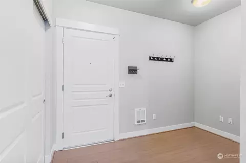 Entry Way - 15700 116th Ave NE #110, Bothell, WA 98011 photo 4 of 4