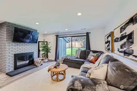 21511 4th Ave W #A63, Bothell, WA 98021 photo 4