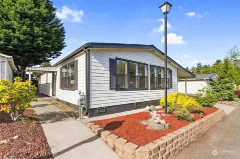 32820 20th Ave S #34, Federal Way, WA 98003