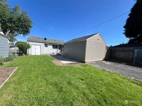 Exterior - 279 Beech St, Longview, WA 98632 photo 10 of 10