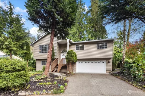10403 8th Dr SE, Everett, WA 98208