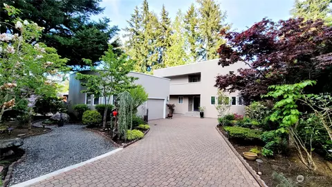 6 Longshore Ln, Bellingham, WA 98229