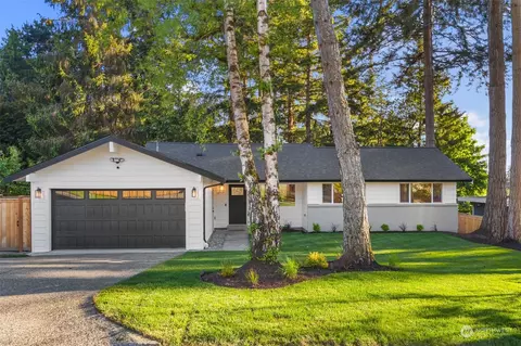 15733 SE 4th St, Bellevue, WA 98008