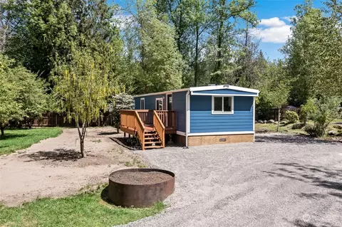 22525 Paul Bunyan Rd SE, Yelm, WA 98597
