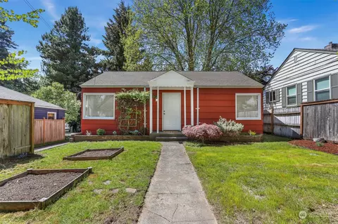 8407 35th Ave SW, Seattle, WA 98126
