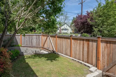 357 N 82nd St, Seattle, WA 98103 photo 24