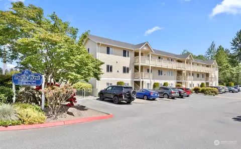 9727 18th Ave W #A103, Everett, WA 98204