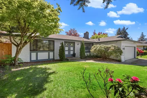 14457 SE 8th St, Bellevue, WA 98007