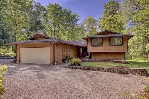 25515 NE 47th Pl, Redmond, WA 98053
