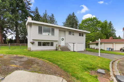 10701 SE 224th Pl, Kent, WA 98031
