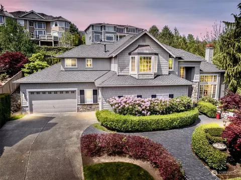 7019 Eagle Lake Dr SE, Snoqualmie, WA 98065