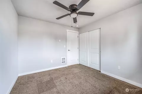 Bedroom - 17124 6th Ave E, Spanaway, WA 98387 photo 6 of 9