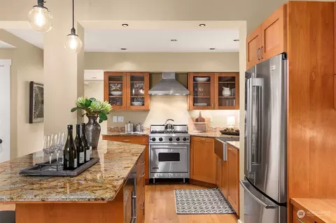 621 32nd Ave E, Seattle, WA 98112 photo 7