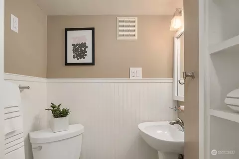 621 32nd Ave E, Seattle, WA 98112 photo 34