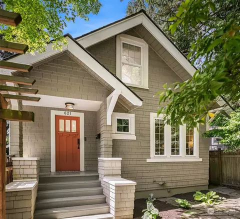 621 32nd Ave E, Seattle, WA 98112 photo 2