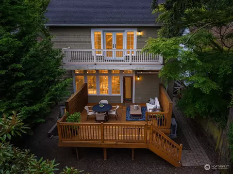 621 32nd Ave E, Seattle, WA 98112 photo 36