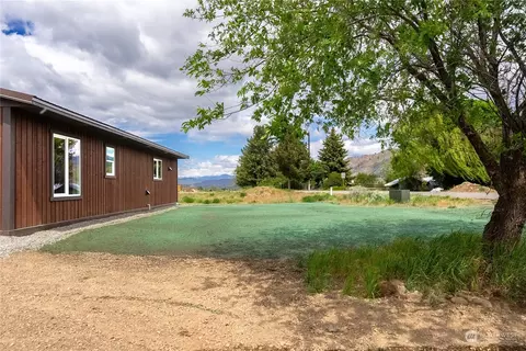 Exterior - 417 Marie St, Twisp, WA 98856 photo 2 of 9
