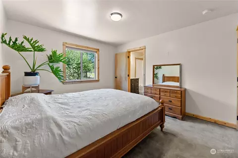 Bedroom - 1310 Riverside Ave, Twisp, WA 98856 photo 2 of 12