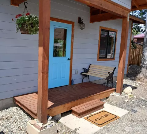 Exterior - 1310 Riverside Ave, Twisp, WA 98856 photo 2 of 10