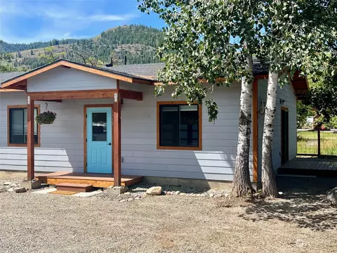 Exterior - 1310 Riverside Ave, Twisp, WA 98856 photo 5 of 10