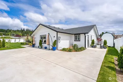 298 Abram Ln, Chehalis, WA 98532