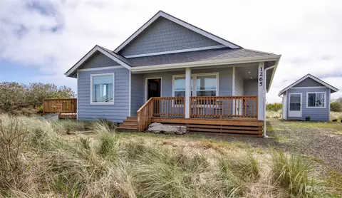1265 Fairwood Dr SW, Ocean Shores, WA 98569