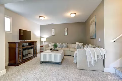 Living - 16521 124th Ave NE, Bothell, WA 98011 photo 4 of 5