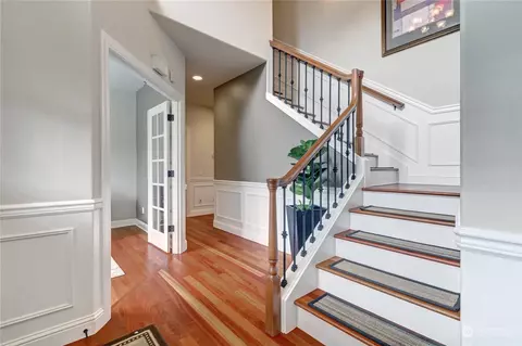 Entry Way - 16521 124th Ave NE, Bothell, WA 98011 photo 1 of 2
