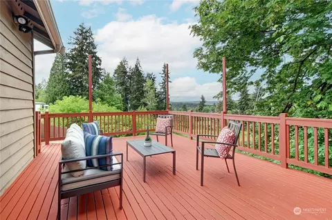 Exterior - 16521 124th Ave NE, Bothell, WA 98011 photo 3 of 7