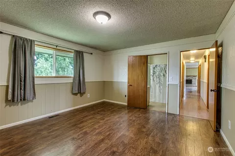 Bedroom - 8130 Gillies Rd, Everson, WA 98247 photo 1 of 2