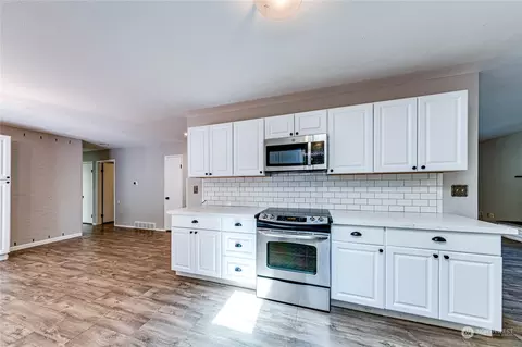 406 47th St SE, Everett, WA 98203 photo 10